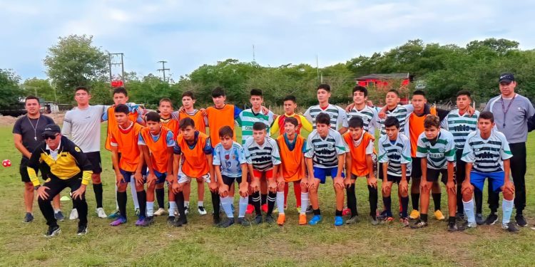 Escuela de Fútbol de Pilar ofrece oportunidades a jóvenes promesas