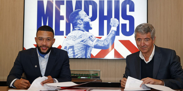 El holándes Memphis Depay es nuevo jugador del Atlético de Madrid