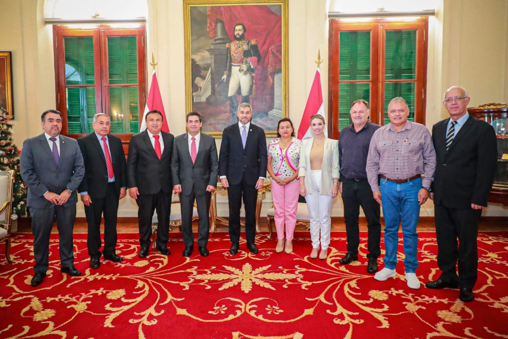 Unos 120.000 paraguayos se beneficiarán con obras que impulsará el Gobierno