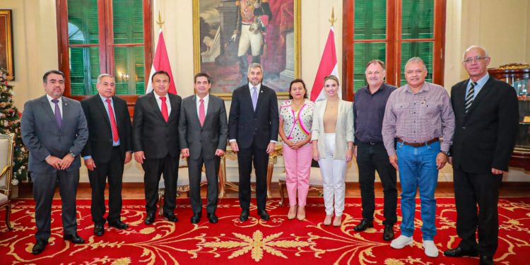 Unos 120.000 paraguayos se beneficiarán con obras que impulsará el Gobierno