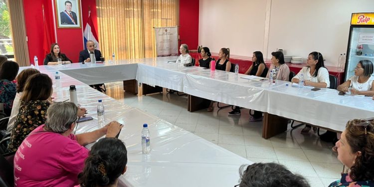 Pacientes oncológicos están conformes con anuncios del sector de Salud pero insisten en otros reclamos