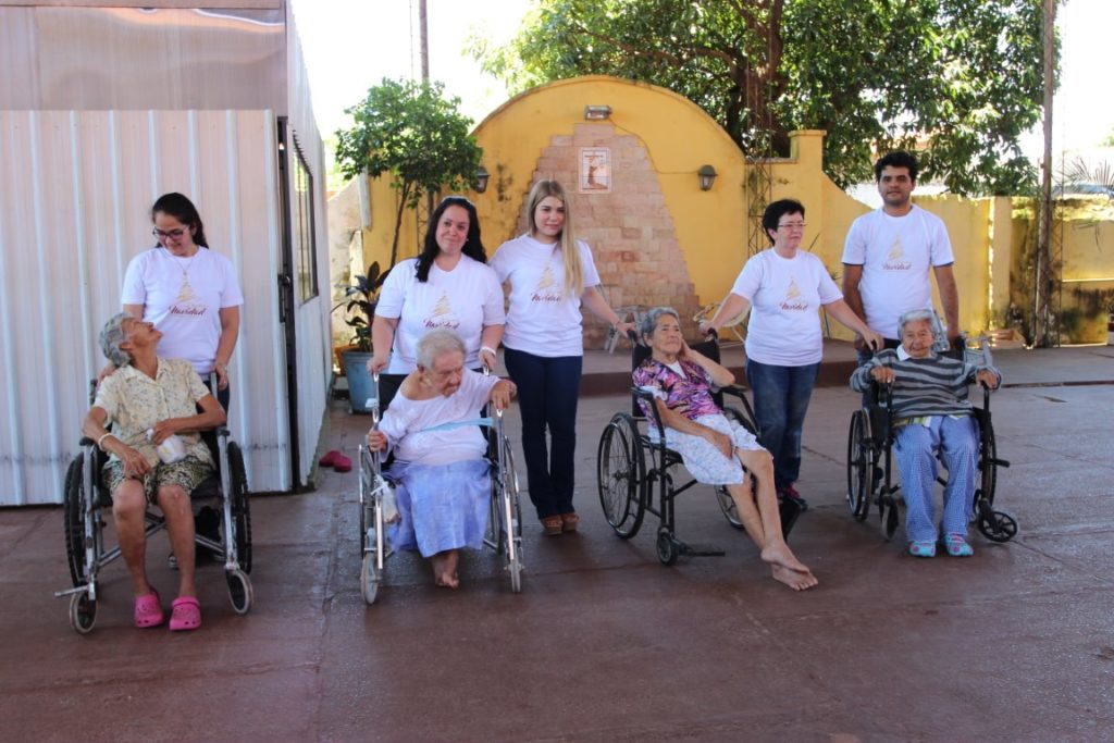 Criterios de admisión para adultos mayores a la red de hogares