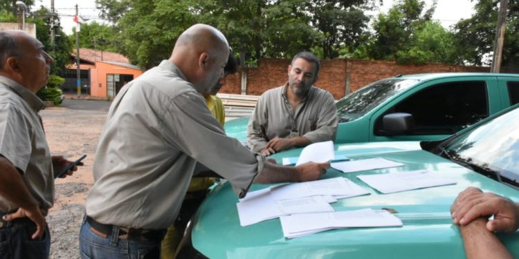 Desconexión a clientes morosos de la ANDE en Asunción y área metropolitana Desconexión a clientes morosos de la ANDE en Asunción y área metropolitana