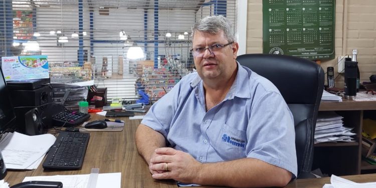 Dueño de Supermercado Boquerón: «Se hicieron pasar por proveedores nuestros pidiendo ayuda, pero se trataba de una estafa» Dueño de Supermercado Boquerón: «Se hicieron pasar por proveedores nuestros pidiendo ayuda, pero se trataba de una estafa»