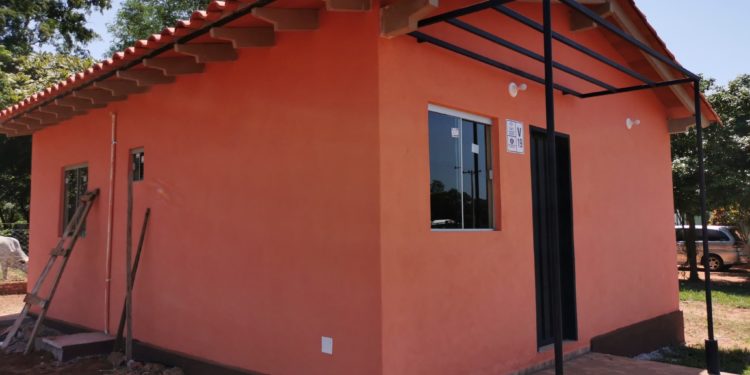 Viviendas para 86 familias de Santa Rosa del Aguaray fueron culminadas