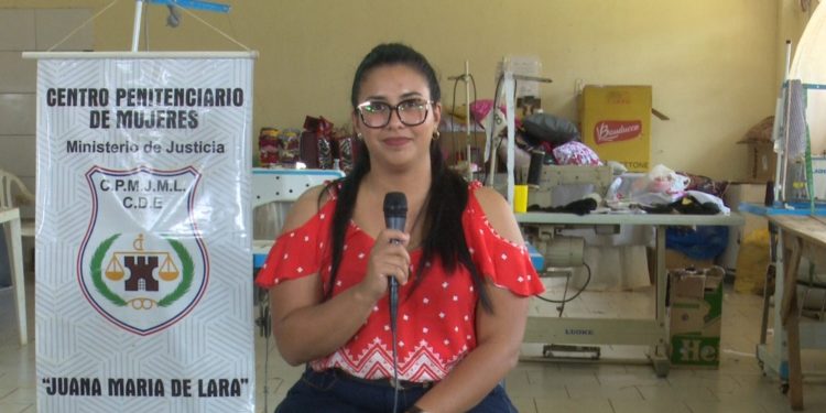 “Escribí en una biblia pidiendo a Dios que me enseñara de su palabra y así conocer lo que Él daba por mí” “Escribí en una biblia pidiendo a Dios que me enseñara de su palabra y así conocer lo que Él daba por mí”