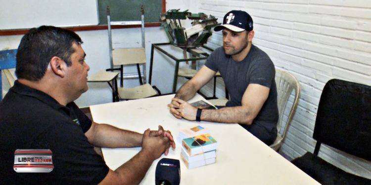 Cucho Cabañas habla para la RCC desde la Penitenciaría Regional de Emboscada Cucho Cabañas habla para la RCC desde la Penitenciaría Regional de Emboscada