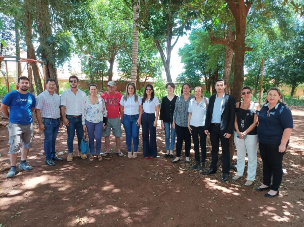 Acuerdan crear espacios seguros para adolescentes de Ciudad del Este