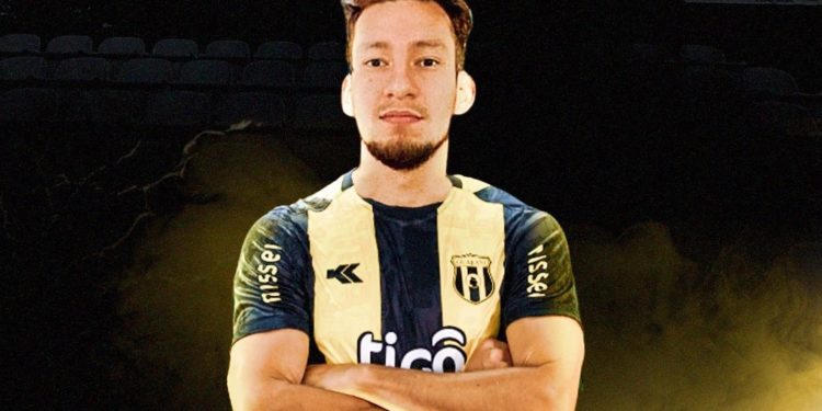 Enrique Borja se convirtió en la séptima incorporación de Guaraní