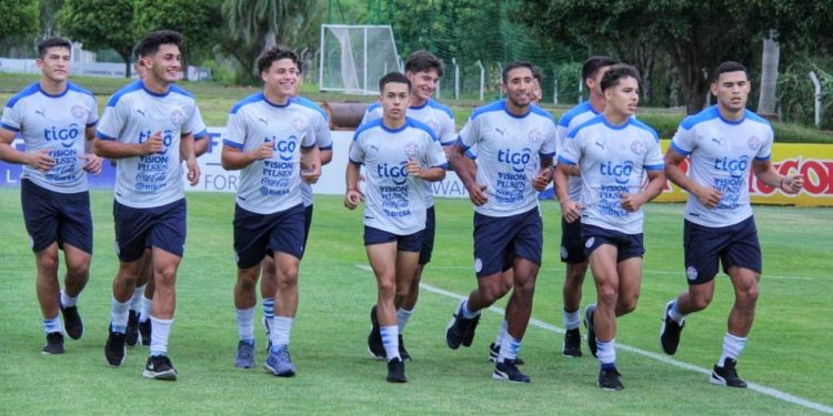 Aldo Bobadilla dio a conocer la lista de convocados Sub 20