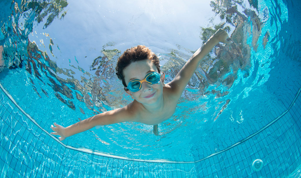Derribando mitos y leyendas sobre el oído en verano Derribando mitos y leyendas sobre el oído en verano