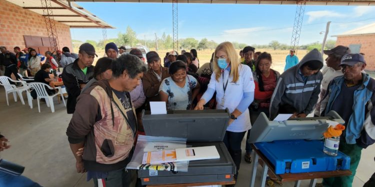 Comunidades indígenas en su mayoría del Chaco, pudieron acceder a la divulgación de las máquinas de votación Comunidades indígenas en su mayoría del Chaco, pudieron acceder a la divulgación de las máquinas de votación