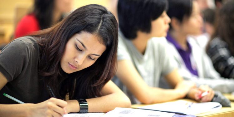 Municipalidad de Loma Plata realiza convocatoria a estudiantes para las becas 2023 Municipalidad de Loma Plata realiza convocatoria a estudiantes para las becas 2023