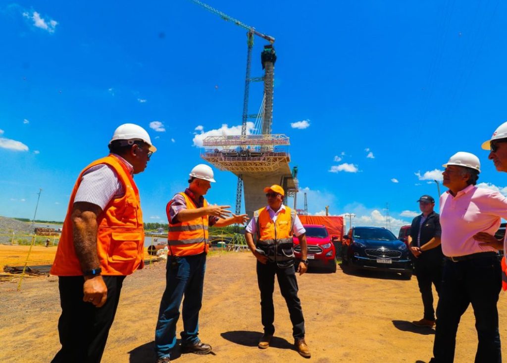 Verifican obras emblemáticas del país Verifican obras emblemáticas del país