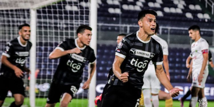 El Gumarelo derrotó a Nacional y continúa como único puntero