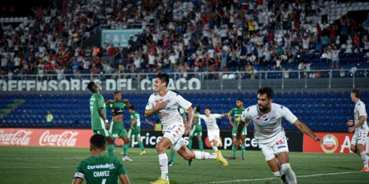 La Academia sacó ventaja en Sajonia y buscará la clasificación en Perú