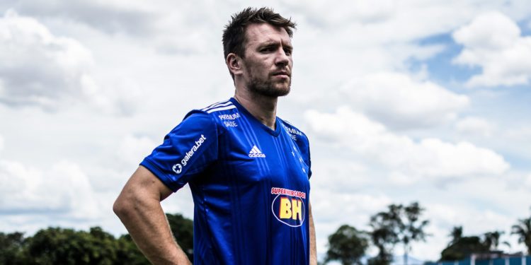 Central a la vista: Cerro Porteño tendría un acuerdo con un zaguero brasileño