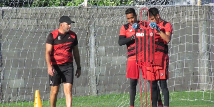 Facundo Sava sumó al último integrante de su cuerpo técnico