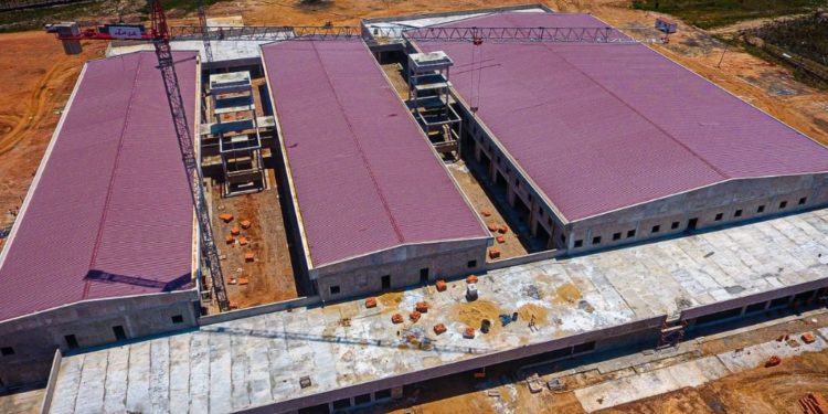 Obras del Gran Hospital de Coronel Oviedo se aproxima al 40% de ejecución