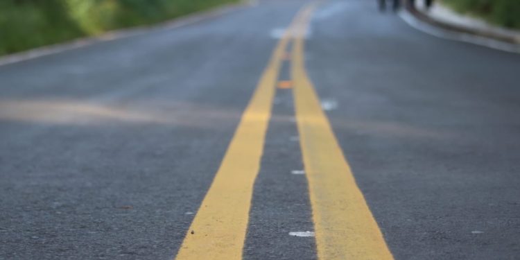 Nuevas rutas ayudan a niños y jóvenes a llegar mejor a centros de enseñanza