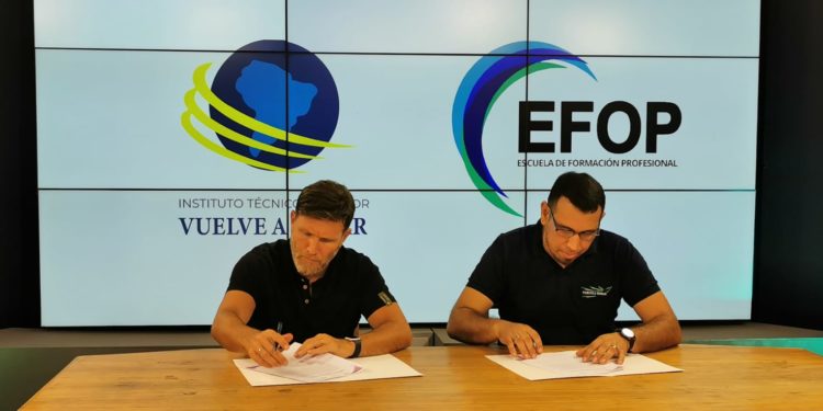 Diplomado en Educación Sexual, Formación Política, Terapia en Adicciones estarán disponibles en Paraguay gracias al convenio entre EFOP e ITSVAS