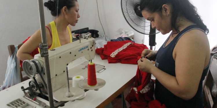 Ministerio de la mujer habilita cursos de capacitación para mujeres que deseen encontrar su primer empleo Ministerio de la mujer habilita cursos de capacitación para mujeres que deseen encontrar su primer empleo