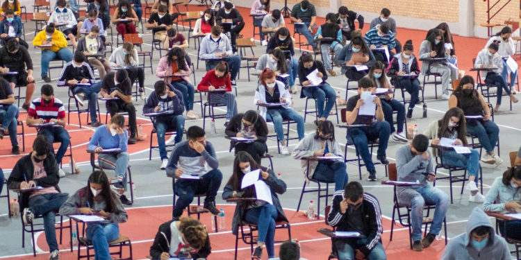 SNJ gestionará la logística e implementación de exámenes de las Becas Itaipu en 5 nuevas sedes SNJ gestionará la logística e implementación de exámenes de las Becas Itaipu en 5 nuevas sedes