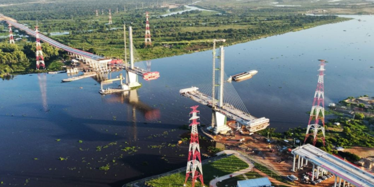 Puente Héroes del Chaco: las obras continúan ejecutándose sin pausas