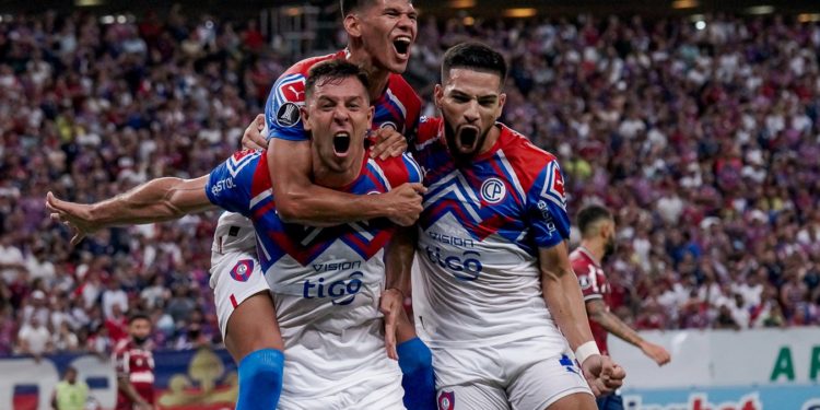 Triunfazo de Cerro Porteño para acercarse a la fase de grupos de la Libertadores Triunfazo de Cerro Porteño para acercarse a la fase de grupos de la Libertadores
