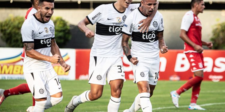 Sufrido triunfo del Decano ante el Rojo Mallorquino en CDE