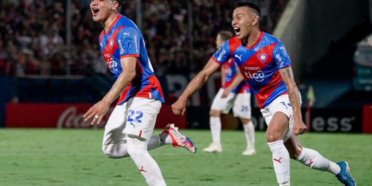 Con jerarquía Cerro Porteño se mete a la fase de grupos de la Libertadores Con jerarquía Cerro Porteño se mete a la fase de grupos de la Libertadores