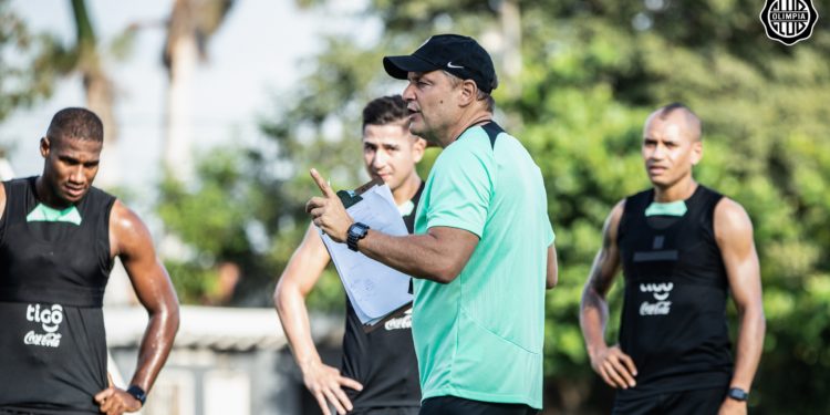 ¿Qué dudas mantiene Diego Aguirre para el juego ante Patronato? ¿Qué dudas mantiene Diego Aguirre para el juego ante Patronato?