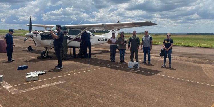 Aeronave incautada con 265 kilos de sustancias ilegales es entregada a la Senabico