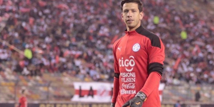 El portero Juan Espínola está para debutar en Encarnación El portero Juan Espínola está para debutar en Encarnación