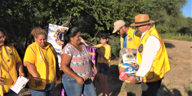 Extienden apoyo solidario en el Chaco a familias afectadas por las inundaciones