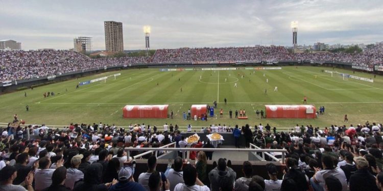 Resistencia solicitó jugar en Ciudad del Este ante Olimpia Resistencia solicitó jugar en Ciudad del Este ante Olimpia