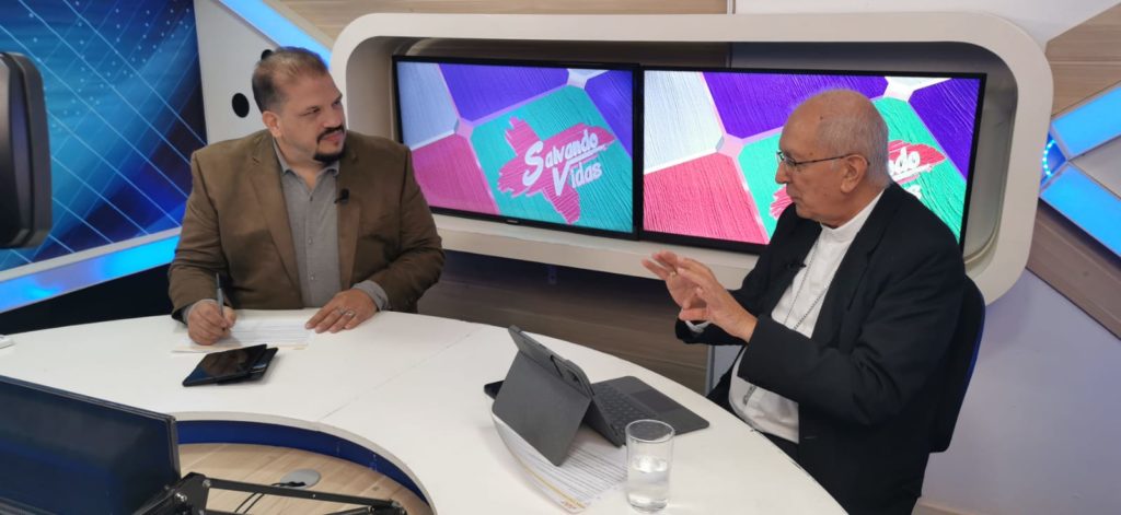 Monseñor Emérito Edmundo Valenzuela: “Los padres son como profetas de la vida, levantando la voz a favor de los valores y la vida humana” Monseñor Emérito Edmundo Valenzuela: “Los padres son como profetas de la vida, levantando la voz a favor de los valores y la vida humana”