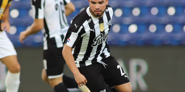 Libertad dedica un sentido mensaje a Hugo Martínez luego confirmarse la dura lesión de ligamentos Libertad dedica un sentido mensaje a Hugo Martínez luego confirmarse la dura lesión de ligamentos