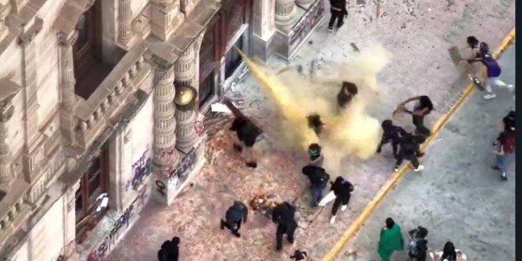 El feminismo radical mancha una causa justa con violencia. Evitemos esto en Paraguay