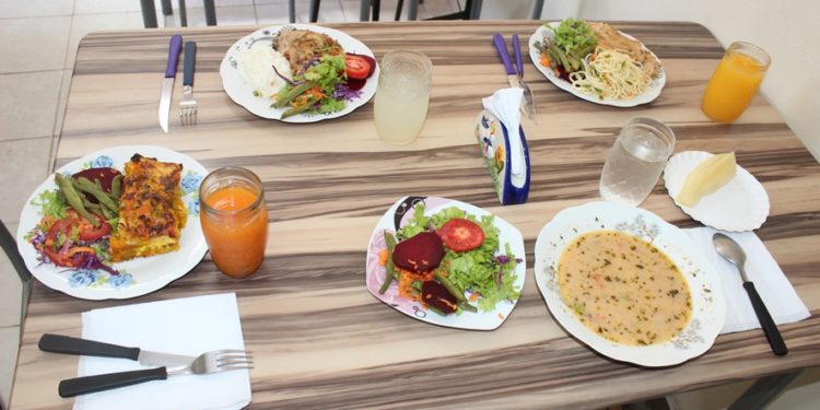 Salud Pública insta a la alimentación saludable ya que el 58% de la población cuenta con sobrepeso Salud Pública insta a la alimentación saludable ya que el 58% de la población cuenta con sobrepeso