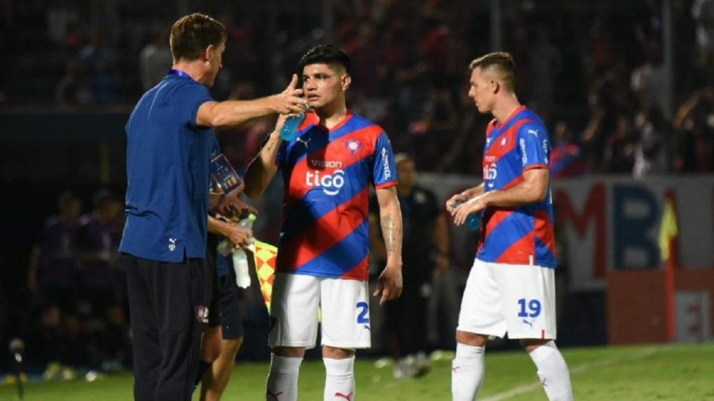 Los cambios y la probable alineación de Facundo Sava para enfrentar a Fortaleza