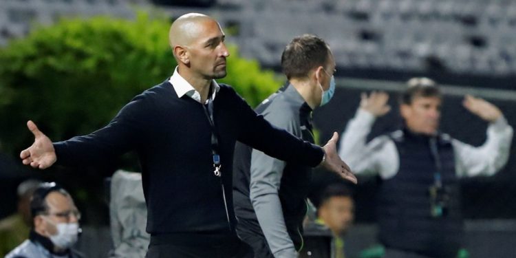 Sergio Orteman cometió el error de poner 6 extranjeros en cancha Sergio Orteman cometió el error de poner 6 extranjeros en cancha