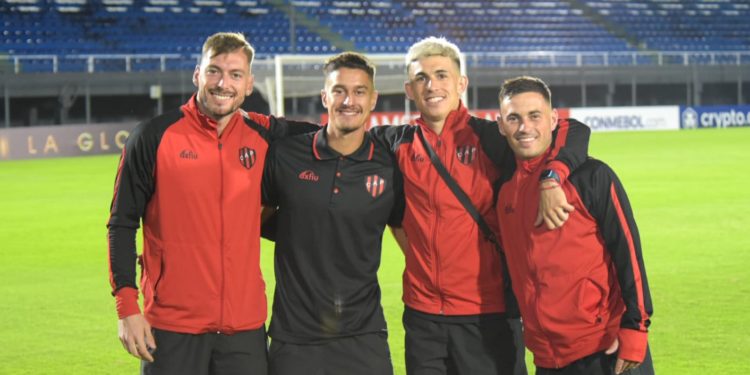 La picante imagen que utilizó Patronato para anunciar el juego ante Olimpia