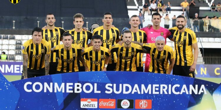 Guaraní se mide a Huracán en Argentina en el inicio de la fase de grupos Guaraní se mide a Huracán en Argentina en el inicio de la fase de grupos