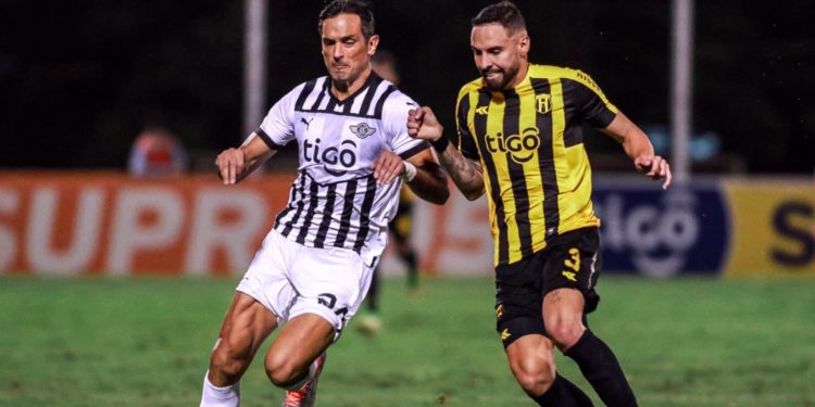 ¡Partidazo sin goles! Guaraní y Libertad igualaron en Dos Bocas