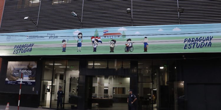 MEC autorizó transferencia de recursos para especialidades del bachillerato técnico