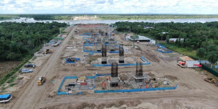 El Puente de la Bioceánica avanza a buen ritmo en ambas márgenes del río Paraguay El Puente de la Bioceánica avanza a buen ritmo en ambas márgenes del río Paraguay