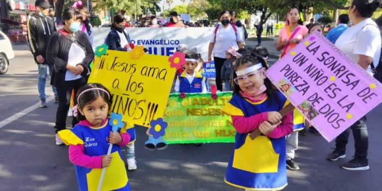 Bolivia: Desarrollan gran marcha por la prevención de la violencia infantil Bolivia: Desarrollan gran marcha por la prevención de la violencia infantil