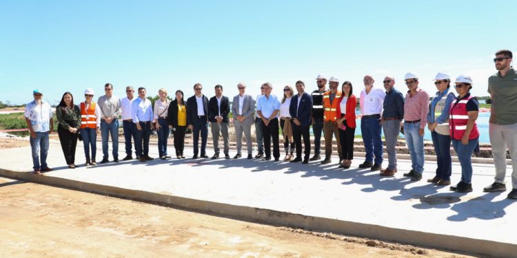 Gobierno anuncia proyectos de puente internacional y parque industrial en Pilar Gobierno anuncia proyectos de puente internacional y parque industrial en Pilar