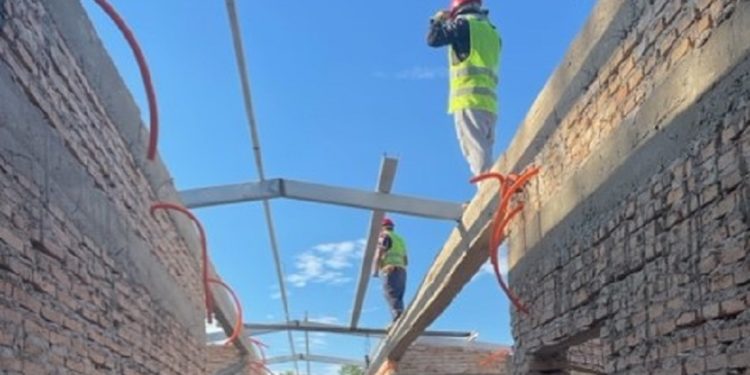 Iniciaron las obras de techado de 31 USF de Central, Cordillera y Paraguarí